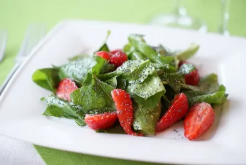 Strawberry Spinach Salad