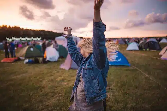 camping at glastonbury festival