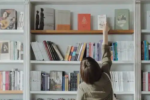 how to create a home library